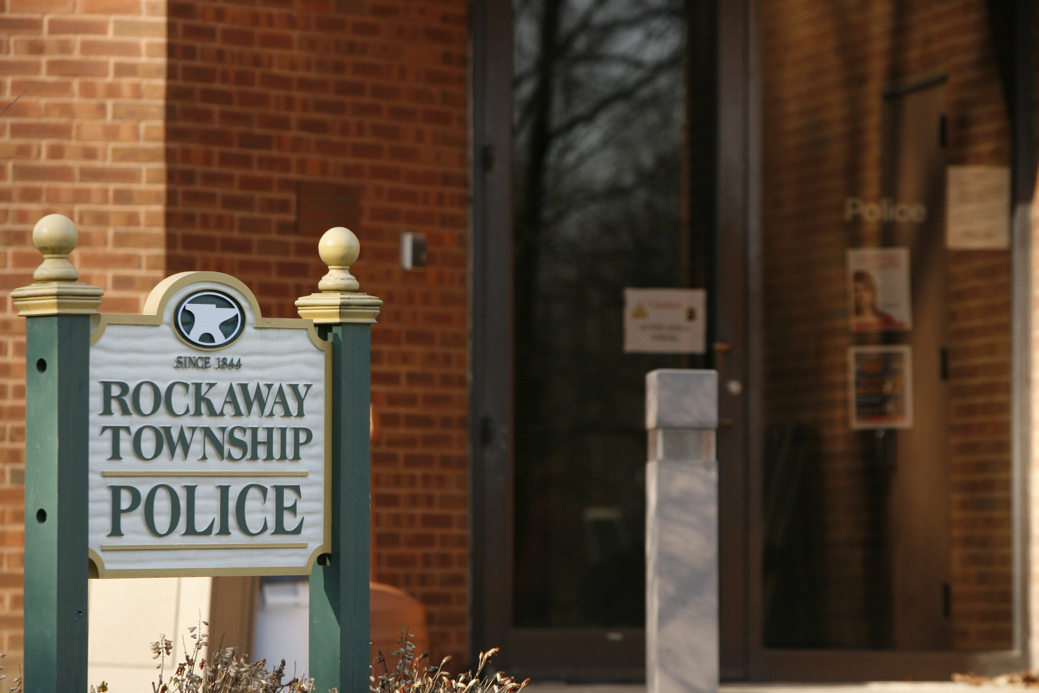 Rockaway Cop Allegedly Sexually Assaulted Teenage Girls DCP&P